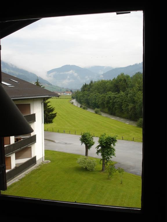 Welcome-Bienvenue-Добро Пожаловать Flachau Room photo